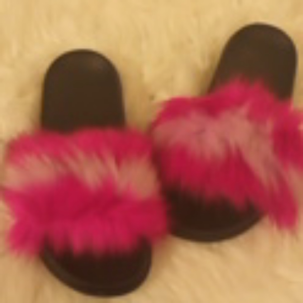 Women's slippers